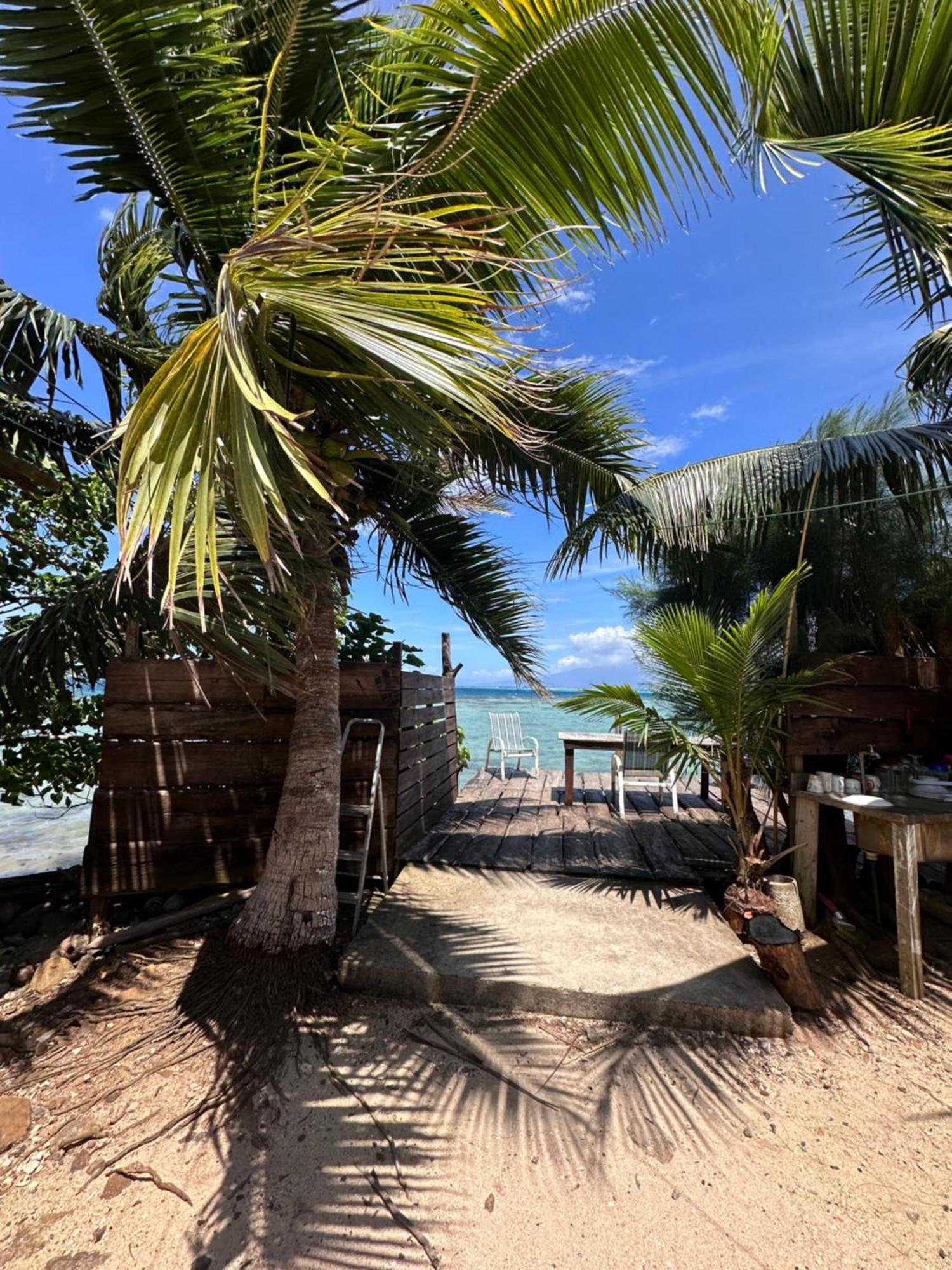 Teraupoo Lodge Maison Afareaitu Eksteriør billede