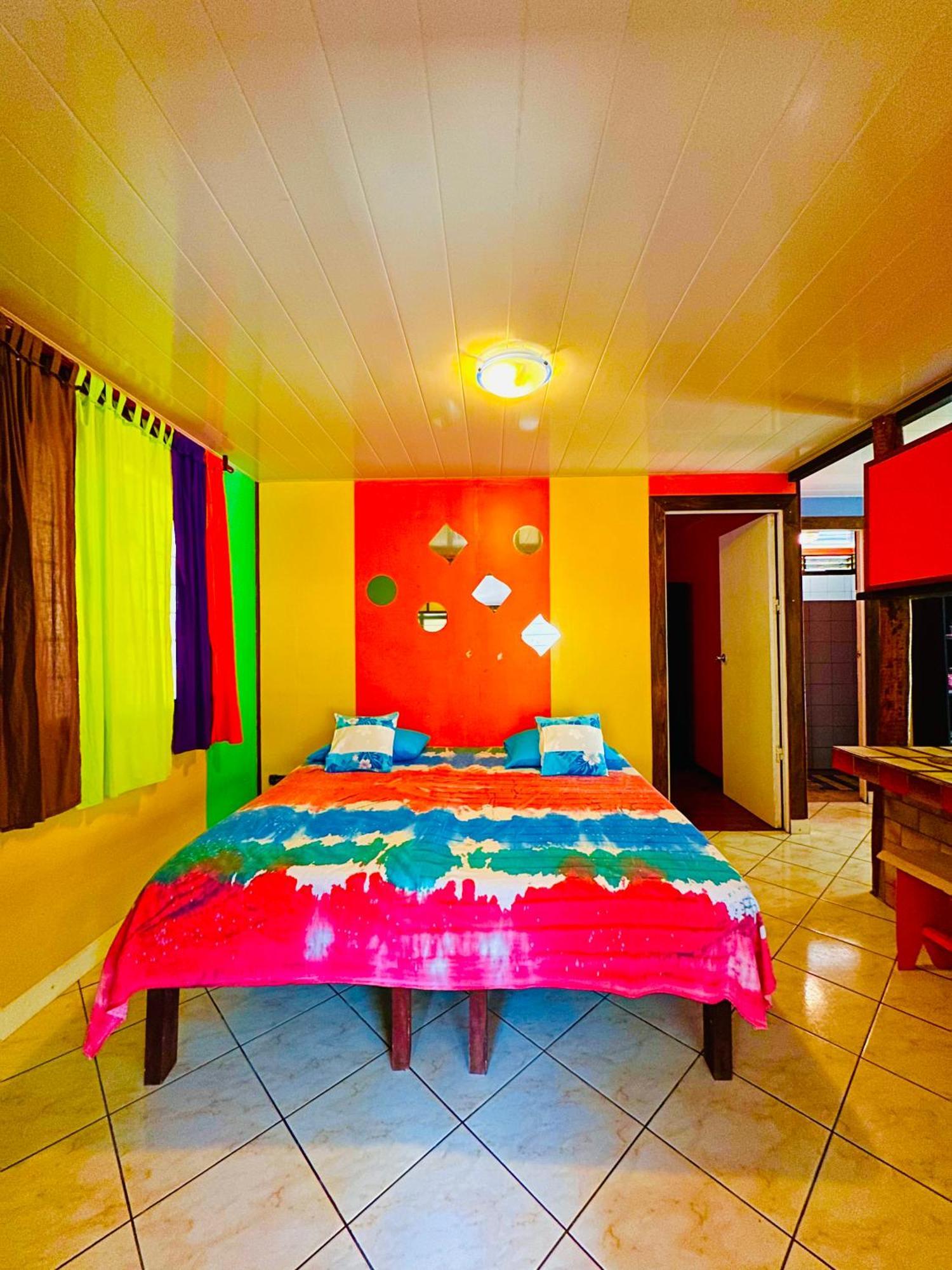 Teraupoo Lodge Maison Afareaitu Eksteriør billede